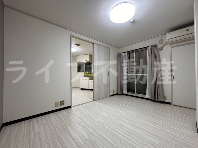 玉造クローバーハイツ　仲介手数料無料の洋室|コンパクトで使いやすい洋室です