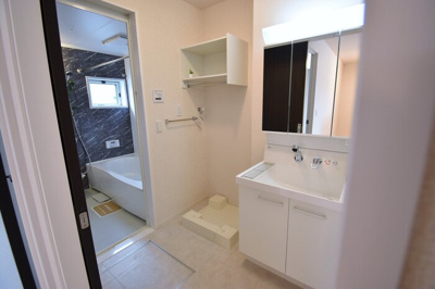 【独立洗面台】 | レグルス A棟 | 洗髪洗面化粧台