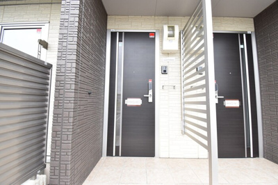 【玄関】 | レグルス A棟 | 玄関