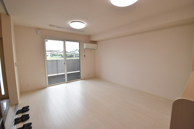 【内装】 | レグルス A棟 | LDK15．1帖