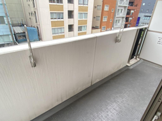 ソラーナ・エムのバルコニー