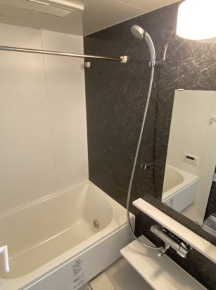 ソラーナ・エムの浴室