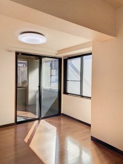 【洋室】 | 梶ヶ谷レジデンス