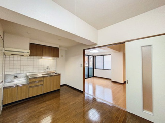 【居間・リビング】 | 梶ヶ谷レジデンス | 
