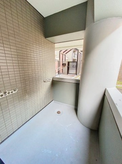 【バルコニー】 | 梶ヶ谷レジデンス