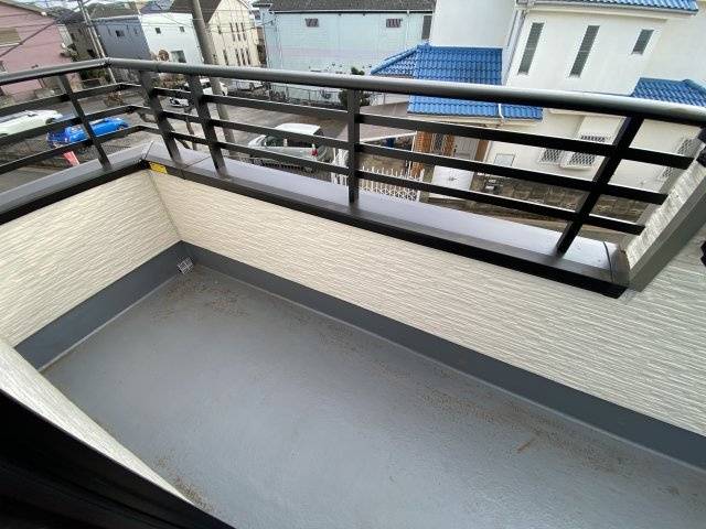 新座市石神6期のバルコニー