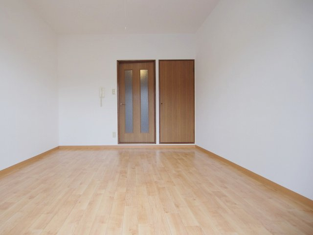 アドラー隅本の寝室