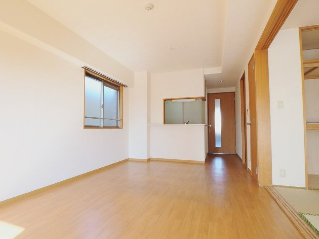 スカールＴＡＫＡＴＡの居間・リビング