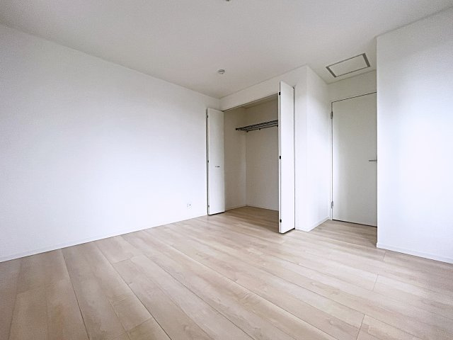 新築戸建・新築建売　二本松市油井第5　油井小・安達中の洋室|7.5帖の洋室は広々としておりご夫婦の主寝室におすすめです！