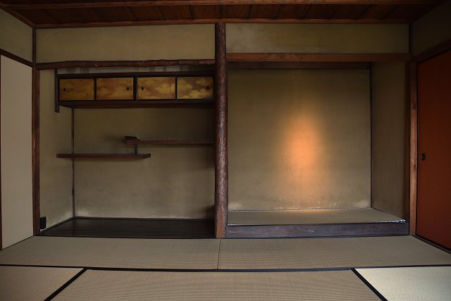 岡崎シェアハウス 一人では届かない贅沢を、分かち合う暮らしの和室|【個室5】 ”あなたの好き”を床の間に