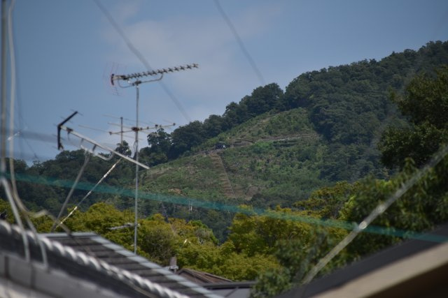 岡崎シェアハウス 一人では届かない贅沢を、分かち合う暮らしの展望|個室5からは大文字が見えます