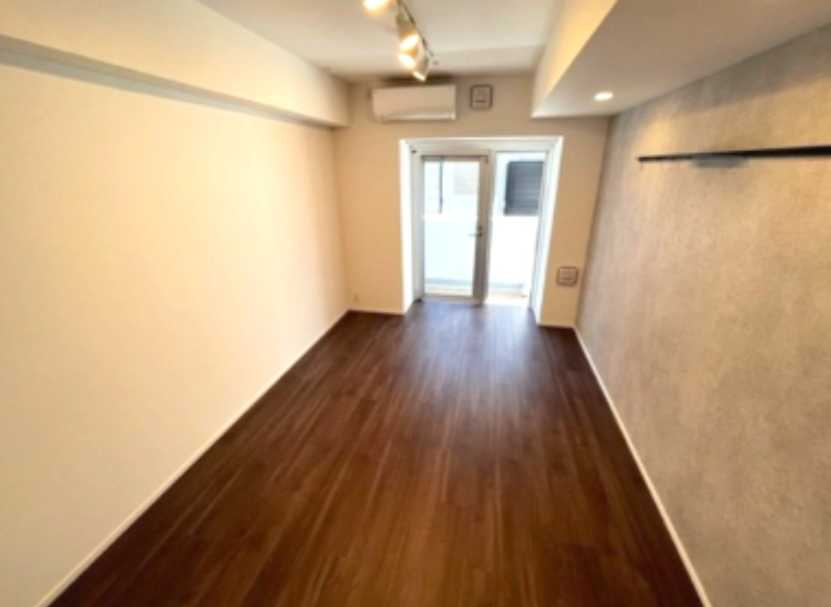 エトワール駒沢大学　築浅　眺望良好　駒沢公園徒歩圏内の居間・リビング