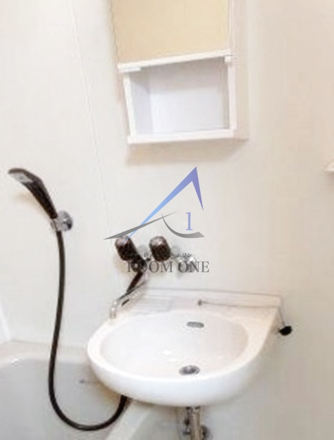 タウンハウスツクモの洗面所|洗面台です。