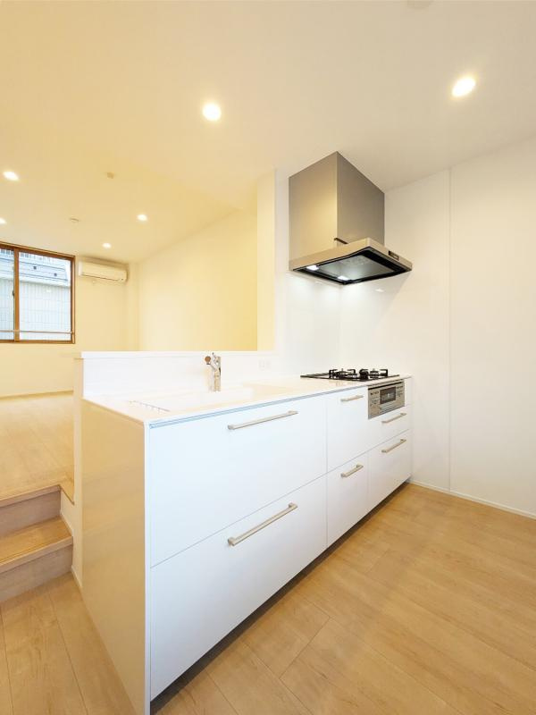 ウィステリア用賀　築浅　メゾネット　駅近のキッチン