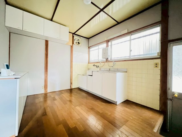 禅昌寺町１丁目戸建の内装