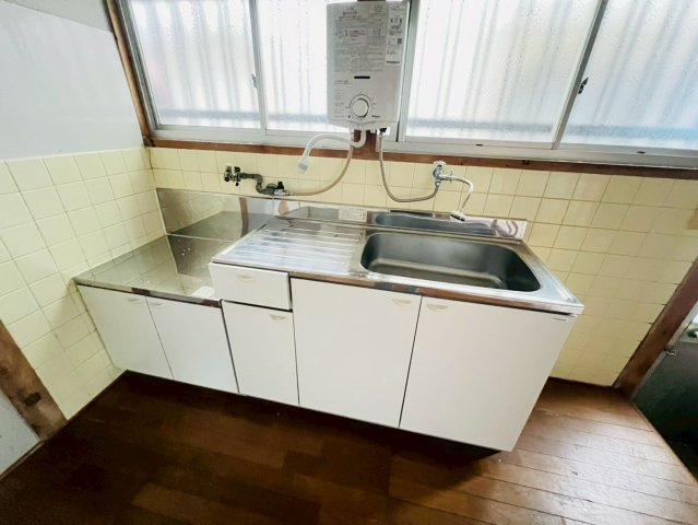 禅昌寺町１丁目戸建のキッチン