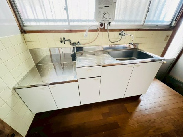 禅昌寺町１丁目戸建のキッチン