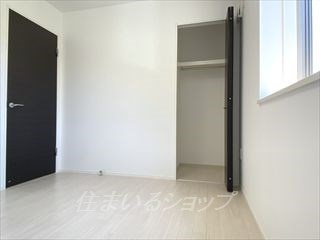 広島市安佐北区深川５丁目のアパートの収納