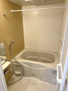 広島市安佐北区深川５丁目のアパートの浴室|追い焚き・浴室暖房乾燥機あり