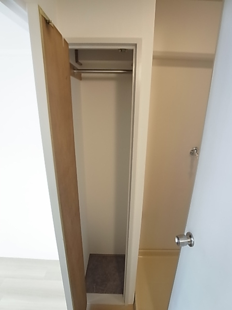 栄町ダイヤハイツの収納