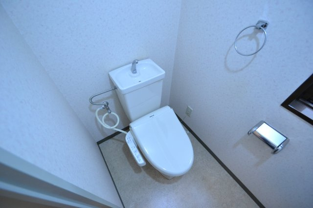 リーグレック元町のトイレ