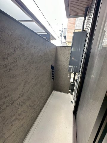 ホワイトガーデン西宮中島町のバルコニー