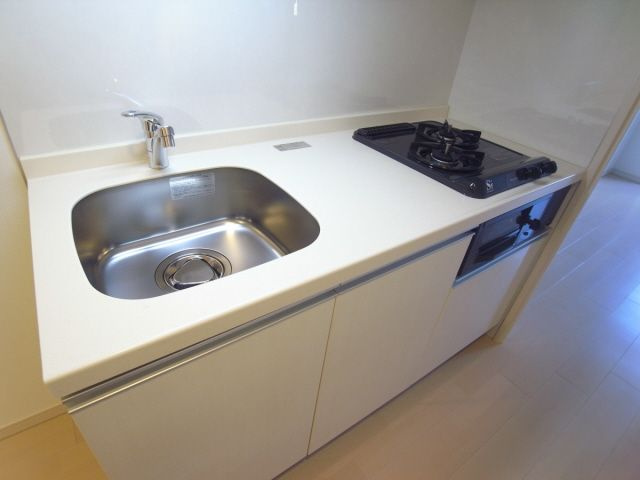 アドバンス三宮6クレストのキッチン