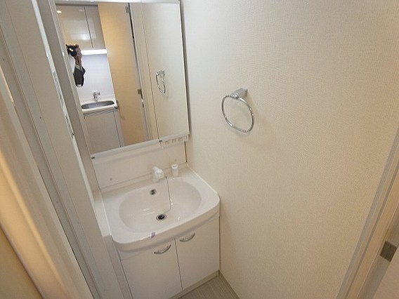 アドバンス三宮6クレストの洗面所