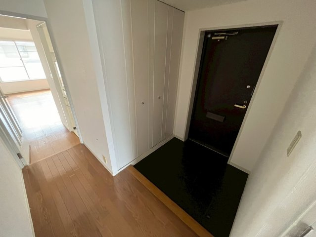 住吉ガーデンの玄関