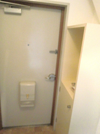 ライオンズマンション六甲道第２の玄関