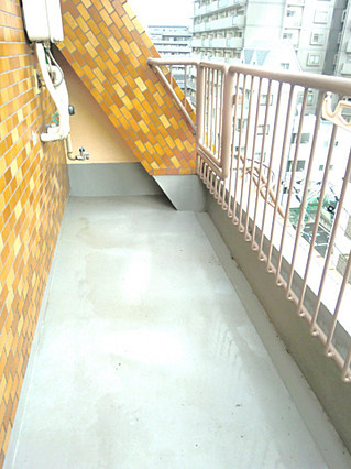 ライオンズマンション六甲道第２のバルコニー