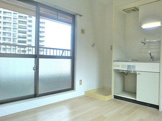 ライオンズマンション六甲道第２の居間・リビング