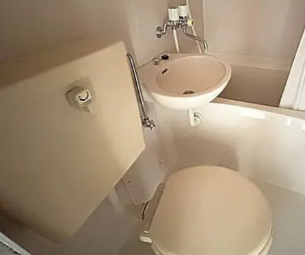 オシダビルの浴室