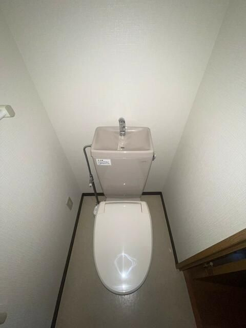 中村北堀江ビルのトイレ