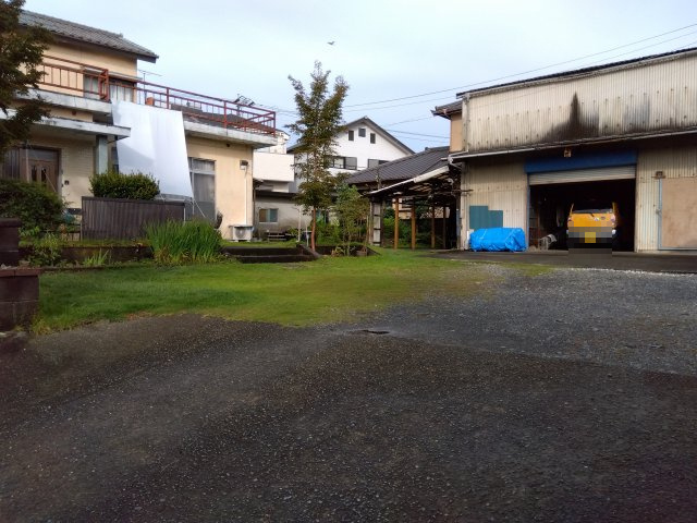 売土地　富士市天間の外観|スーパー・ドラッグストア・コンビニまで車で10分圏内です。生活利便性の高い土地になっています。