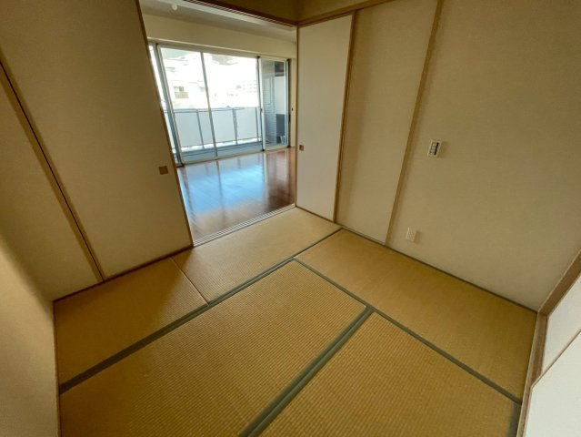 ザ・パークハウス芦屋春日町の和室