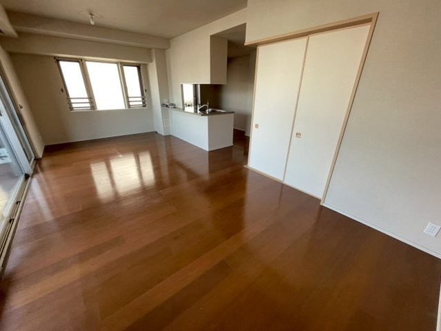 ザ・パークハウス芦屋春日町の居間・リビング