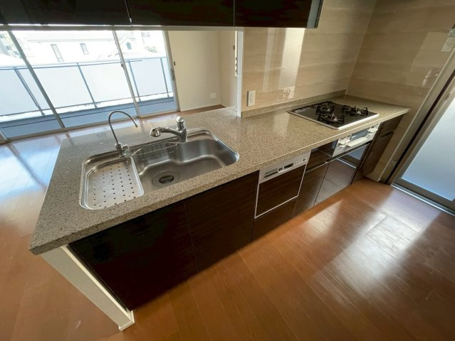 ザ・パークハウス芦屋春日町のキッチン