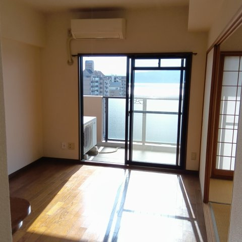 プレステージ明石駅前Ⅱの居間・リビング