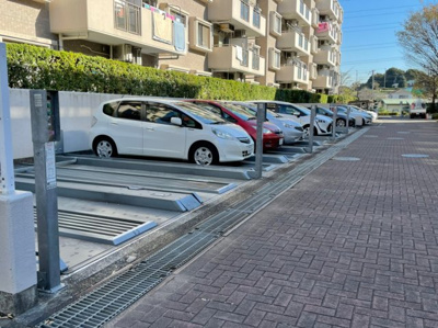 【駐車場】 | サザンヒルズ竹山6番館 | ◆ゆったりとした駐車スペースを確保いたしました。
