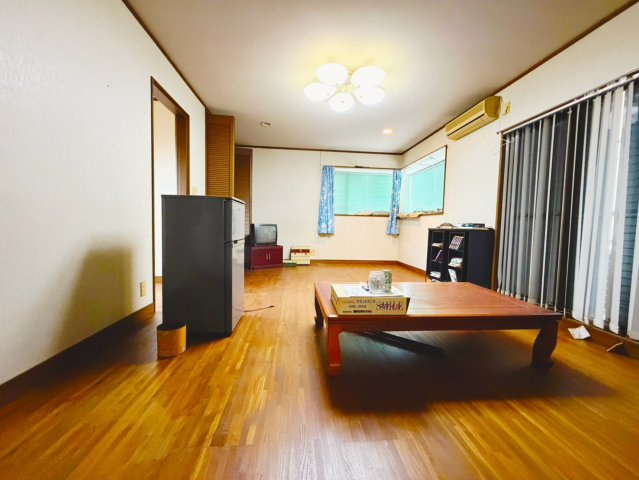 日光市山口中古物件の洋室