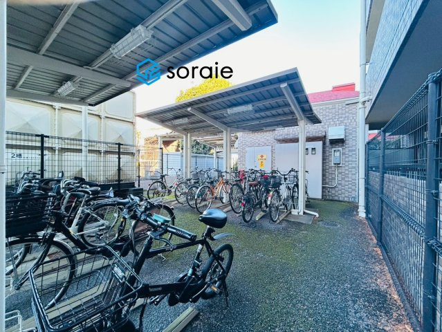 レクセル南大塚の駐輪場|12/15　撮影