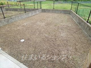 広島市安佐北区大林２丁目のアパートの庭