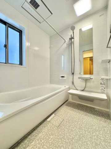中央区上新屋町の浴室|広々空間でゆったり1日の疲れを癒やしてくれる浴室。　