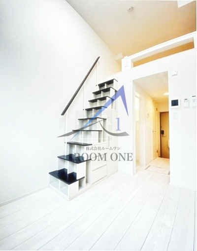 ハーモニーテラス大山金井町Ⅱの居間・リビング|洋室のお部屋です。