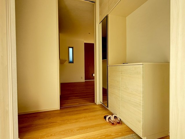 岩槻区加倉　新築一戸建て　1号棟の玄関|玄関です