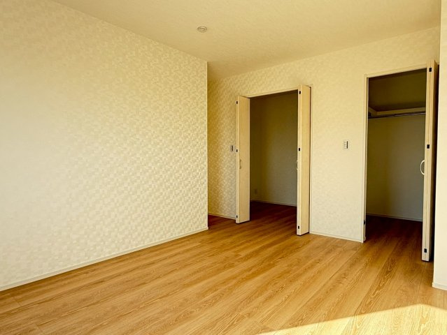 岩槻区加倉　新築一戸建て　1号棟の寝室|使い勝手のいい寝室です