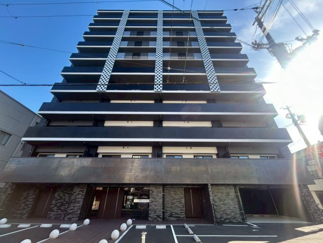 Alivis野田阪神の外観