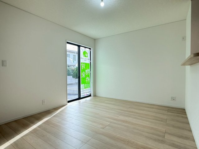 川口市戸塚東第11　新築一戸建て　1号棟の居間・リビング|ゆったりとした居間です