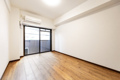 【居間・リビング】 | リーガル新大阪Ⅲ 